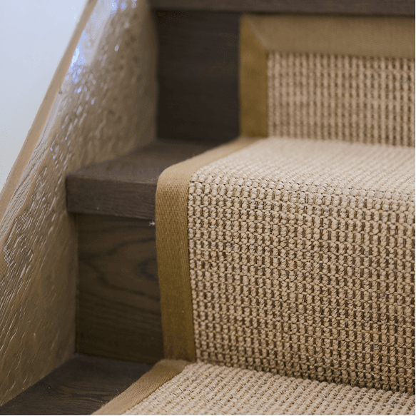 Nosing Stair Tread